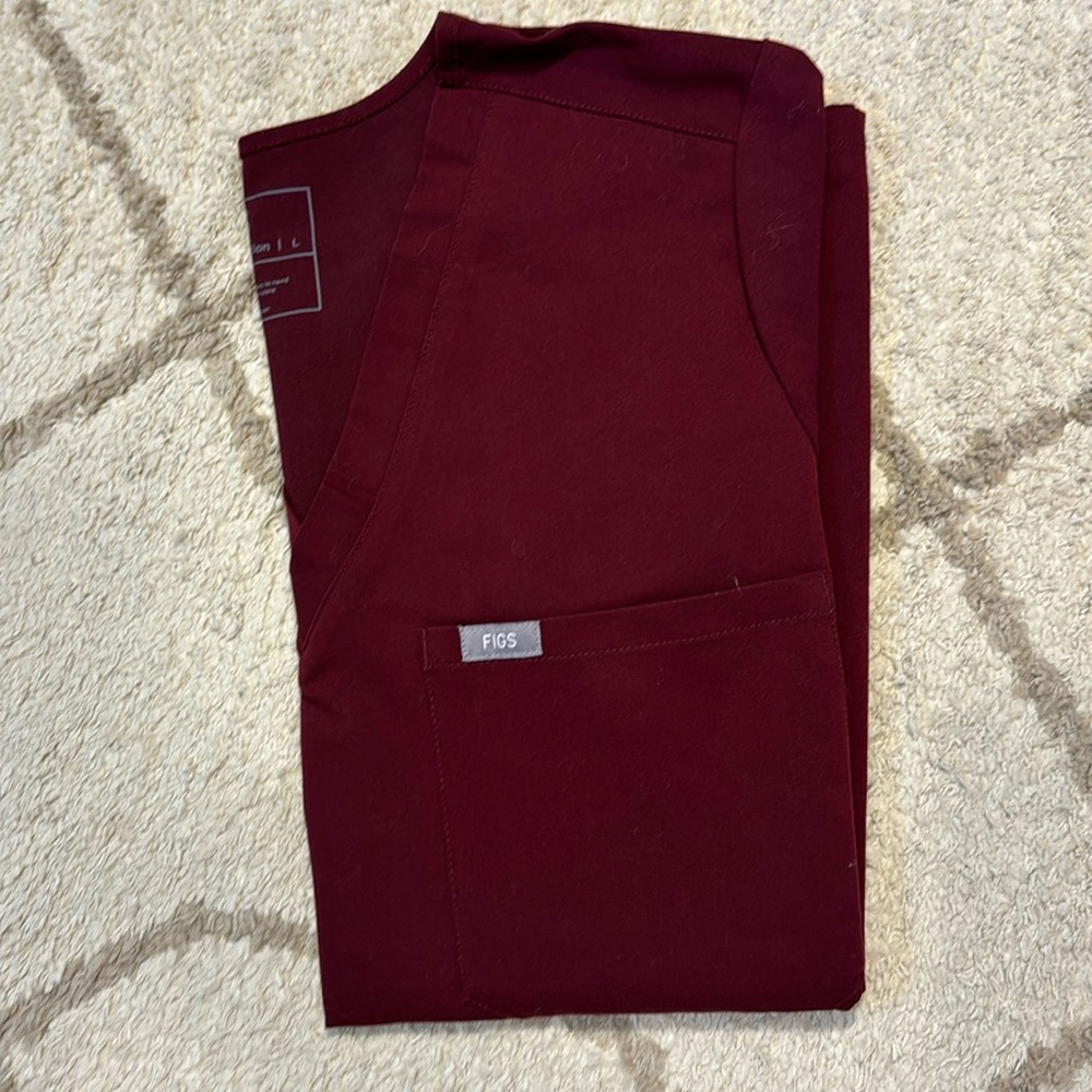 Figs Catarina Large in Burgundy
